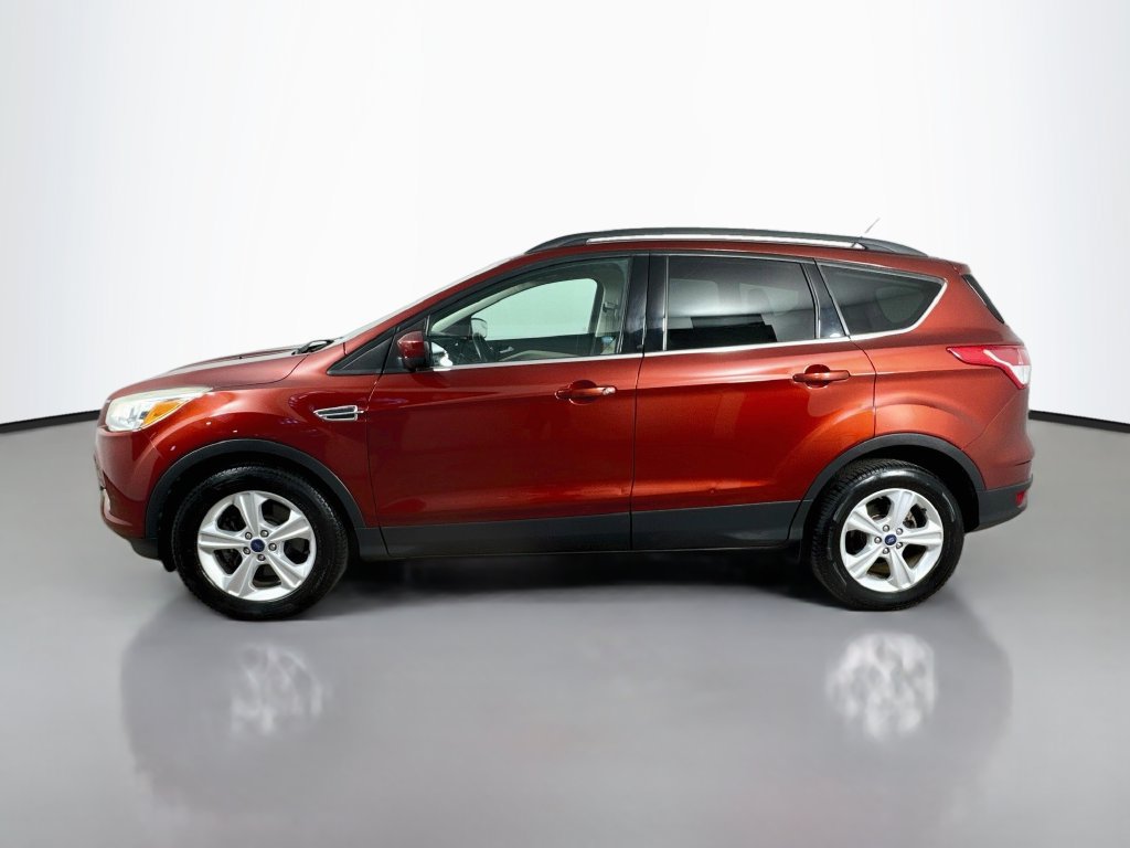 Used 2016 Ford Escape SE w/ SE Leather Comfort Package AWD/4WD image 4