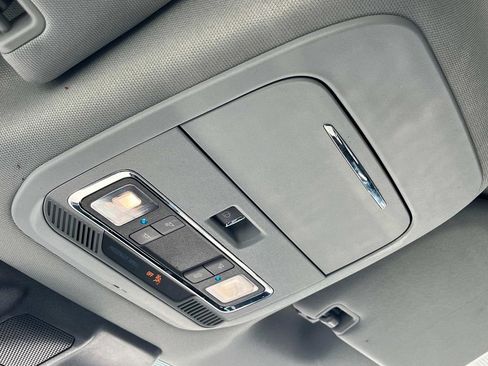 Used 2023 Ford F150 Lariat image 33