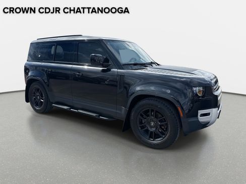 Used 2022 Land Rover Defender 110 S image 2