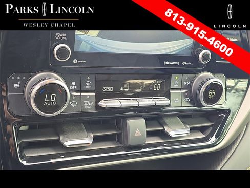 Used 2022 Toyota Highlander Bronze Edition image 25