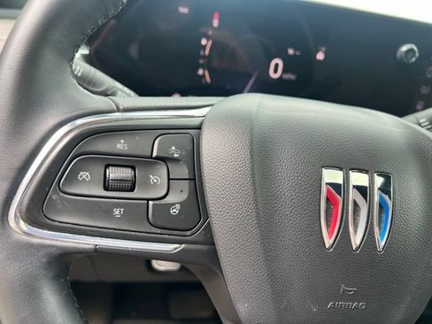 Used 2024 Buick Envista Preferred FWD image 26