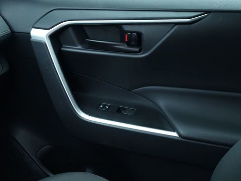 Used 2024 Toyota RAV4 LE image 11