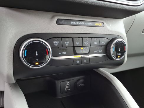 Certified 2024 Ford Escape Active image 21