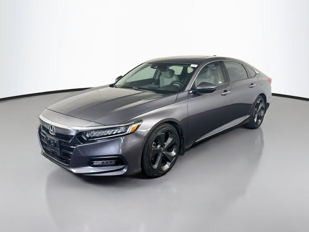Used 2018 Honda Accord Touring image 4