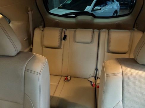 Used 2018 Toyota Highlander Limited image 35