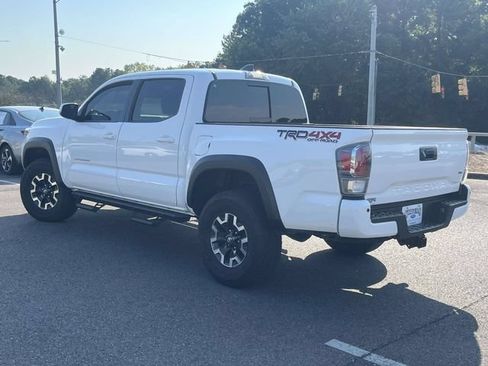 Used 2023 Toyota Tacoma TRD Off-Road w/ Advanced Technology Package AWD/4WD image 6