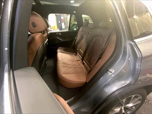 Used 2024 BMW X5 xDrive40i w/ Premium Package image 20