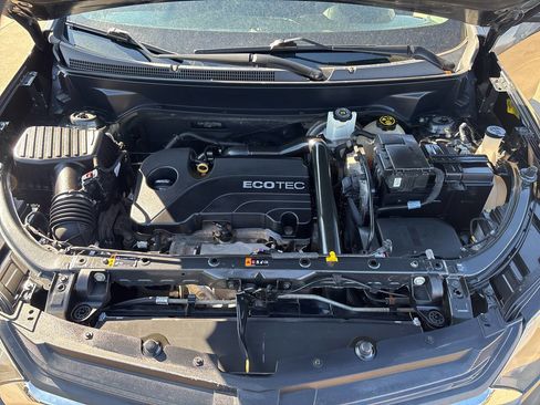 Used 2018 Chevrolet Equinox LT image 28