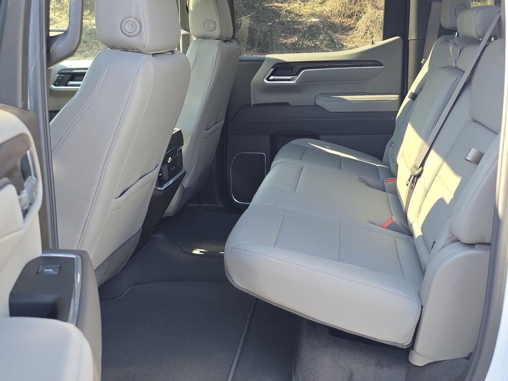 New 2026 GMC Sierra 1500 SLT w/ SLT Premium Plus Package AWD/4WD image 5
