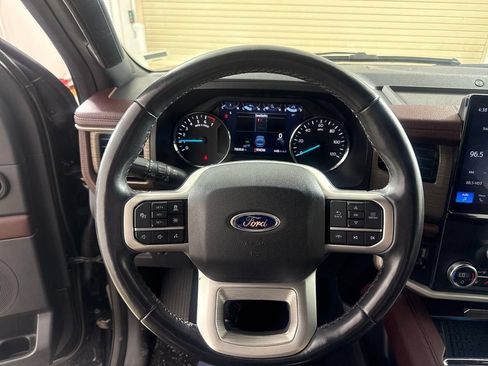 Used 2024 Ford Expedition Max Limited RWD image 22