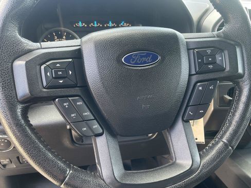 Used 2016 Ford F150 XLT w/ Equipment Group 302A Luxury RWD image 18