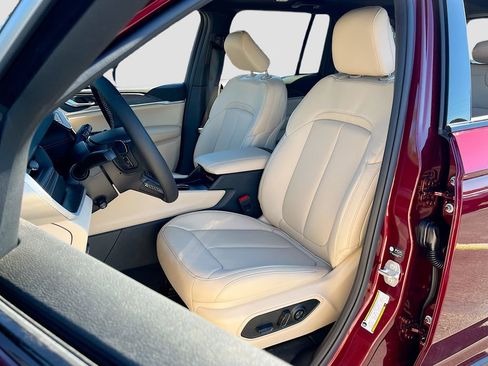 New 2026 Jeep Grand Cherokee Limited image 17