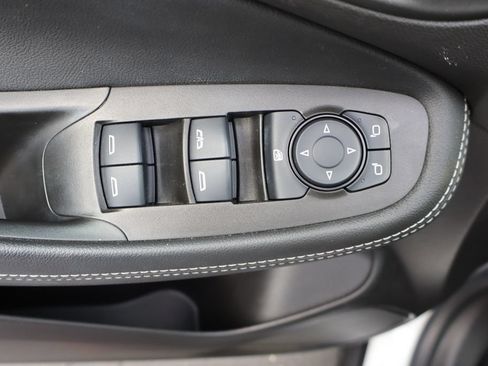 Used 2023 Buick Encore GX Preferred w/ Cold Weather Comfort Package FWD image 24