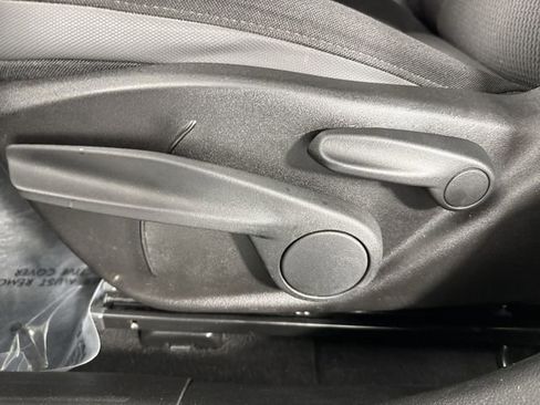 Used 2020 Jeep Renegade Altitude FWD image 20