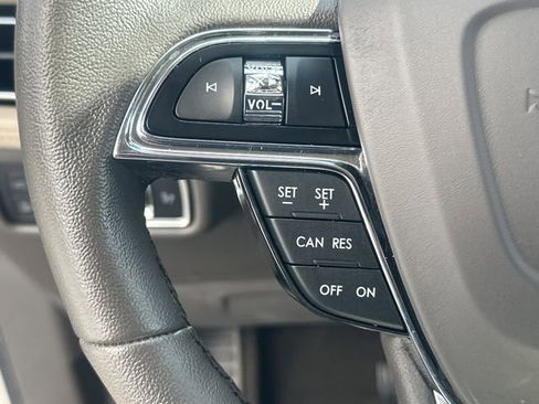 Certified 2023 Lincoln Nautilus FWD w/ Premium Package image 25