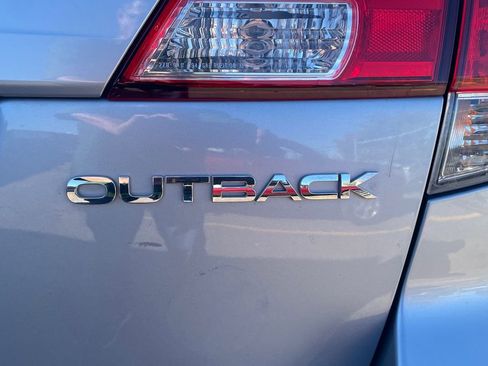 Used 2014 Subaru Outback 2.5i Premium image 30
