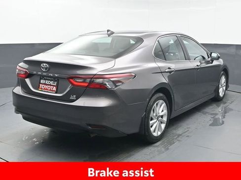 Certified 2023 Toyota Camry LE image 7