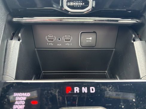 New 2026 Jeep Grand Cherokee Limited AWD/4WD image 36