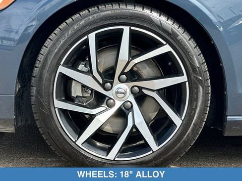 Used 2019 Volvo S60 T5 Momentum w/ Premium Package FWD image 28