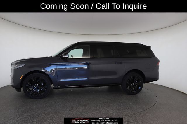 Used 2026 Lincoln Navigator L Black Label AWD/4WD image 6