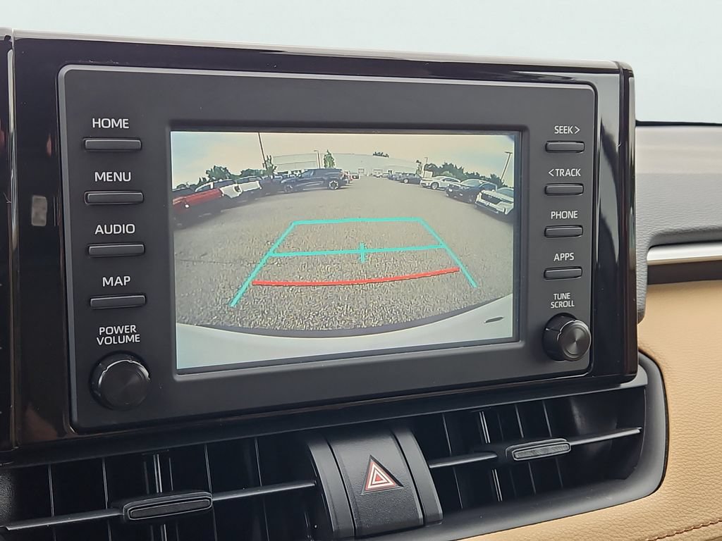 Used 2019 Toyota RAV4 LE w/ All Weather Liner Package AWD/4WD image 15