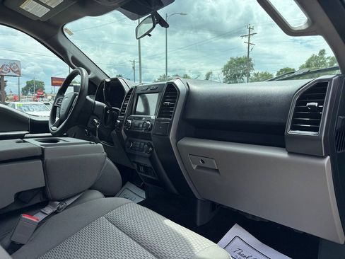 Used 2019 Ford F150 XLT AWD/4WD image 27