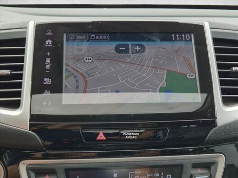 Used 2017 Honda Pilot Elite image 11
