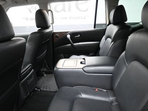 Used 2022 Nissan Armada SL w/ Captain's Chairs Package AWD/4WD image 25