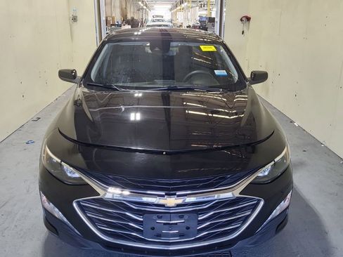 Used 2023 Chevrolet Malibu LT image 2