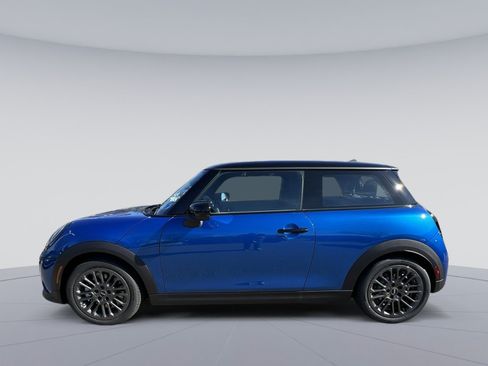 New 2026 MINI Cooper 2-Door Hardtop FWD image 2