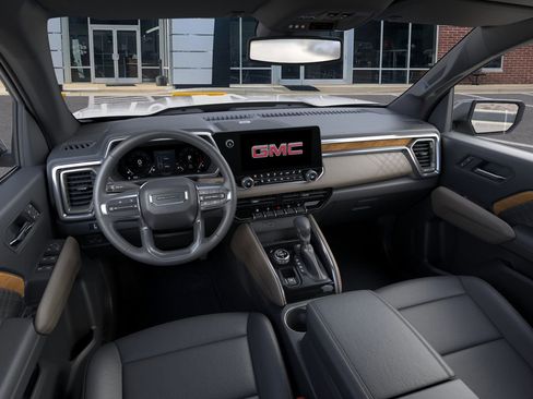 New 2026 GMC Canyon Denali image 15