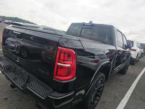 Used 2025 RAM 1500 Limited AWD/4WD image 10