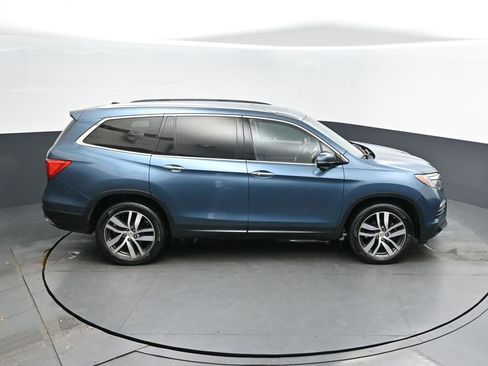 Used 2018 Honda Pilot Touring image 38
