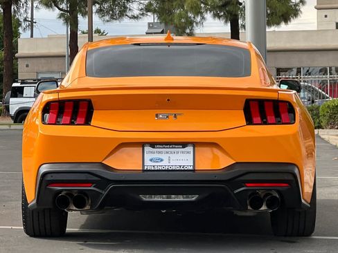 Used 2026 Ford Mustang GT Premium RWD image 7
