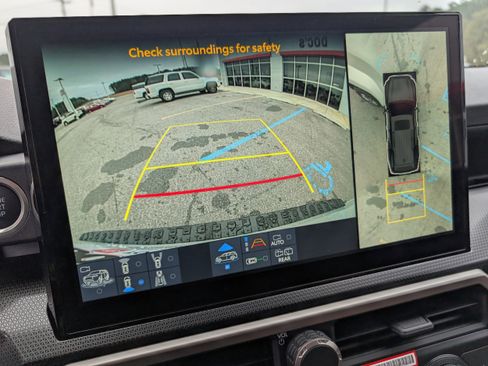 New 2025 Toyota 4Runner Limited image 15