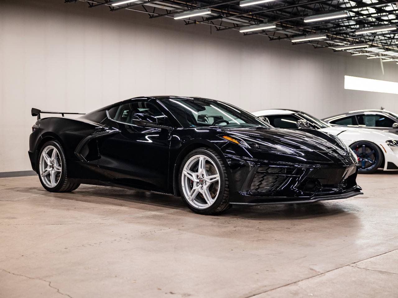 Used 2023 Chevrolet Corvette Stingray Coupe w/ Z51 Performance Package RWD image 6