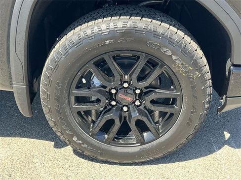 New 2026 GMC Sierra 1500 Elevation w/ LPO, Elevation Black Package image 32