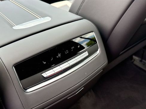 New 2025 Cadillac Escalade Premium Luxury image 27
