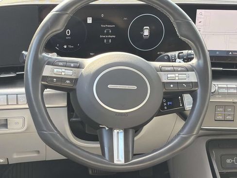Used 2024 Hyundai Kona SEL w/ Convenience Package FWD image 9