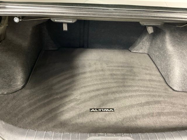 Used 2025 Nissan Altima 2.5 SV FWD image 20