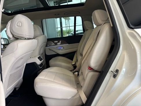 New 2026 Mercedes-Benz GLS 450 4MATIC image 27