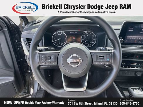 Used 2024 Nissan Rogue SV FWD image 38