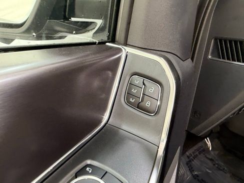 New 2025 Ford F150 Platinum image 17