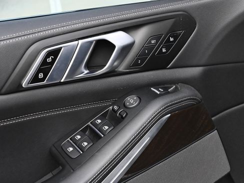 Certified 2023 BMW X5 xDrive40i w/ Executive Package image 30