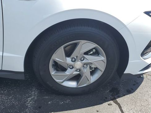 Certified 2025 Hyundai Sonata SE FWD image 6
