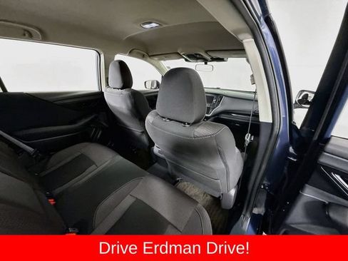 Used 2025 Subaru Outback AWD/4WD image 29