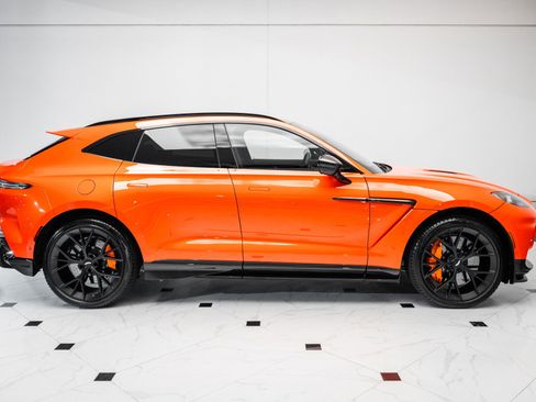 Used 2025 Aston Martin DBX 707 image 57