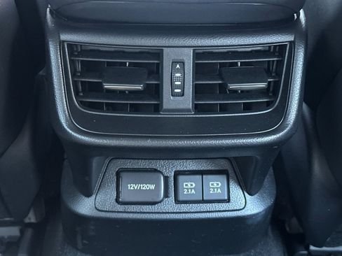 Certified 2019 Lexus ES 300h w/ Luxury Package image 16