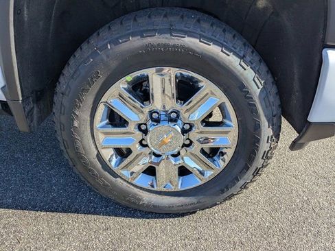 New 2026 Chevrolet Silverado 3500 High Country w/ High Country Premium Package AWD/4WD image 11