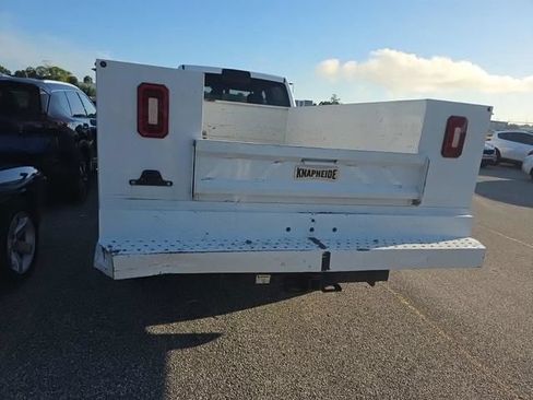 Used 2023 RAM 4500 SLT w/ Quick Order Package 2YG SLT AWD/4WD image 5